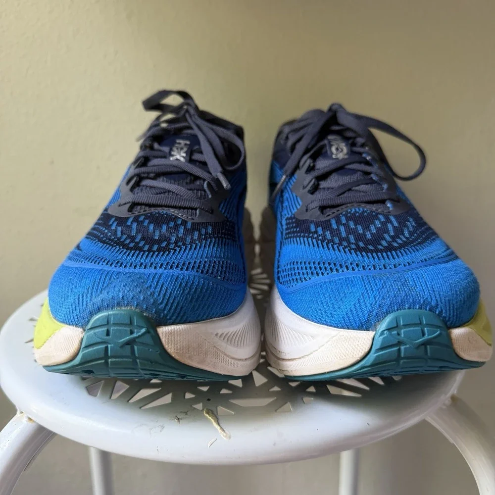 Hoka Skyflow Running Sneakers Mens 9 D Blue Gym Run Shoes 1151197